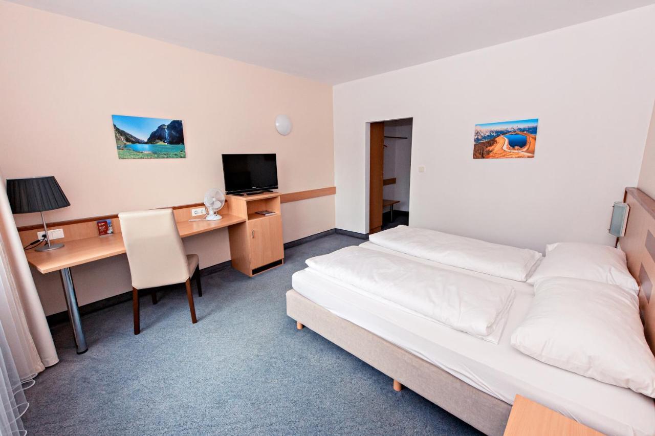 Hotel Wiental Pressbaum Luaran gambar
